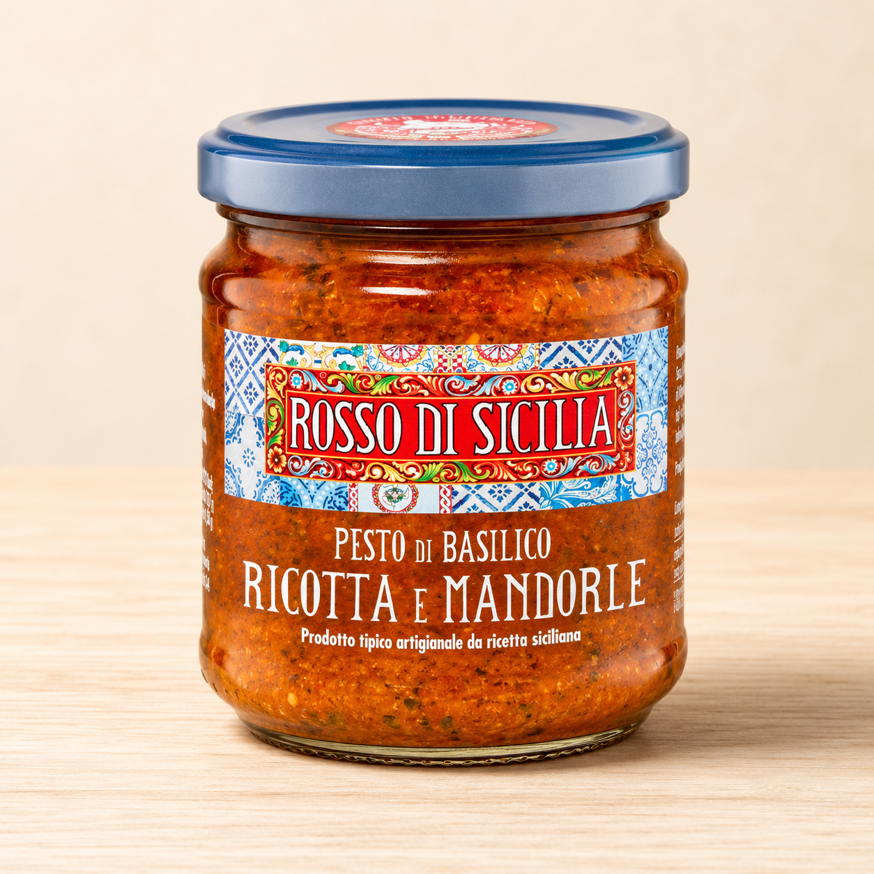 ROSSO DI SICILIA Basiilikupestu ricotta ja madlitega 180 g